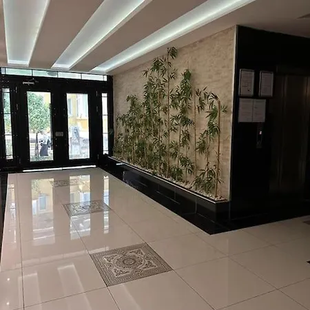 Deniz Manzarali Havuzlu Alanya